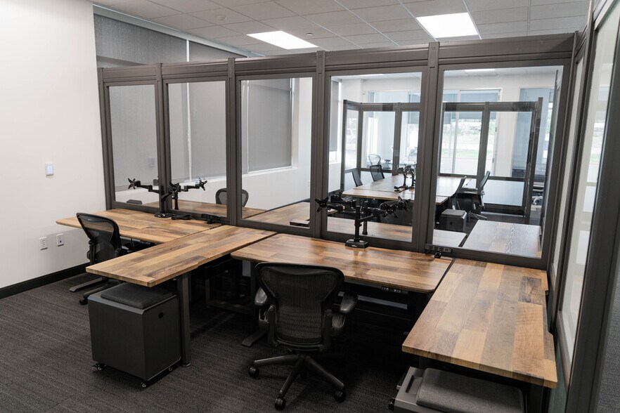 More Photos Of 5920 Windhaven Pky, Plano Office For Lease