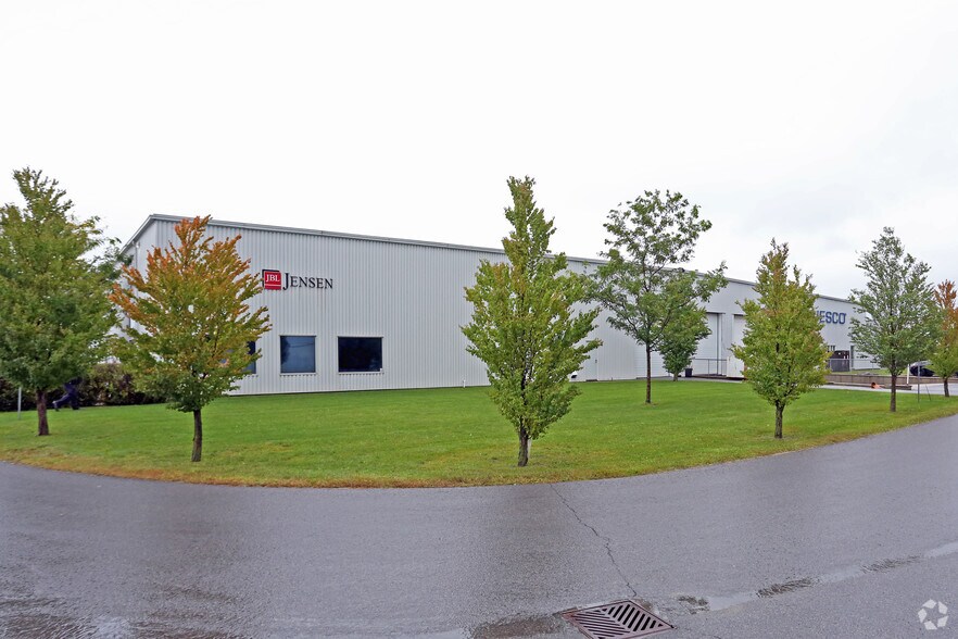 More Photos Of 640 Cataraqui Woods Dr, Kingston Flex For Lease