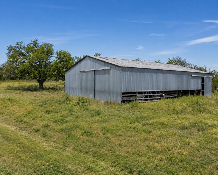 More Photos Of 65 Miles Ln, Harper Land For Sale