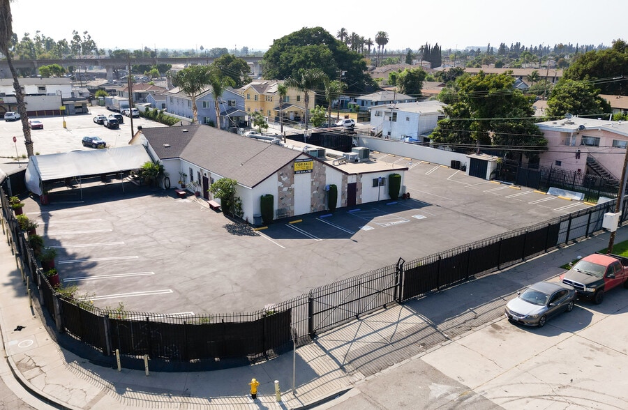 Primary Photo Of 147 E Rosecrans Ave, Compton Religious Facility For Sale