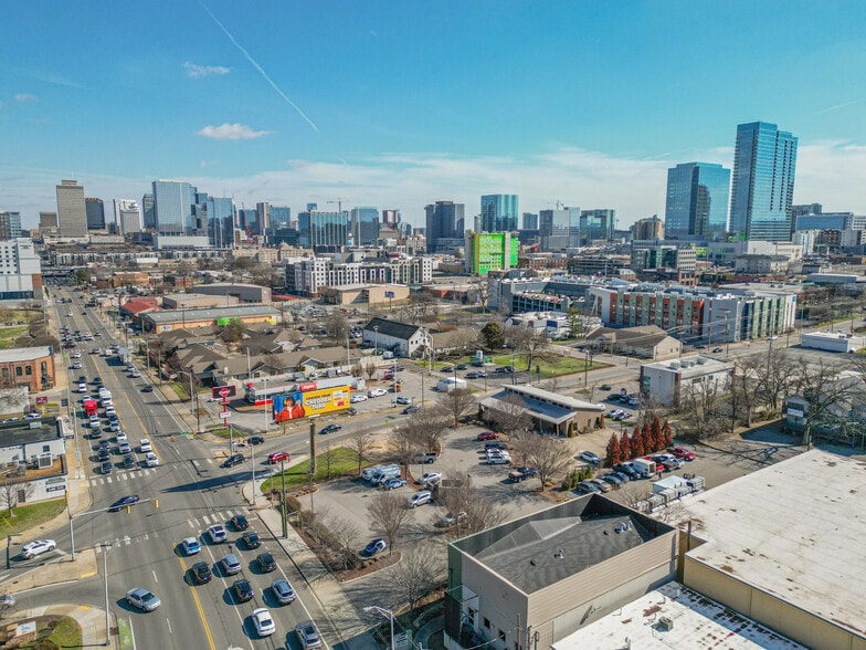 More Photos Of 1811 Charlotte Ave, Nashville Storefront Retail Office For Sale