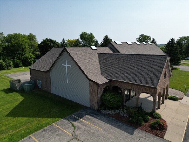 More Photos Of 5335 S.Sandusky Rd Rd, Peck Flex For Sale