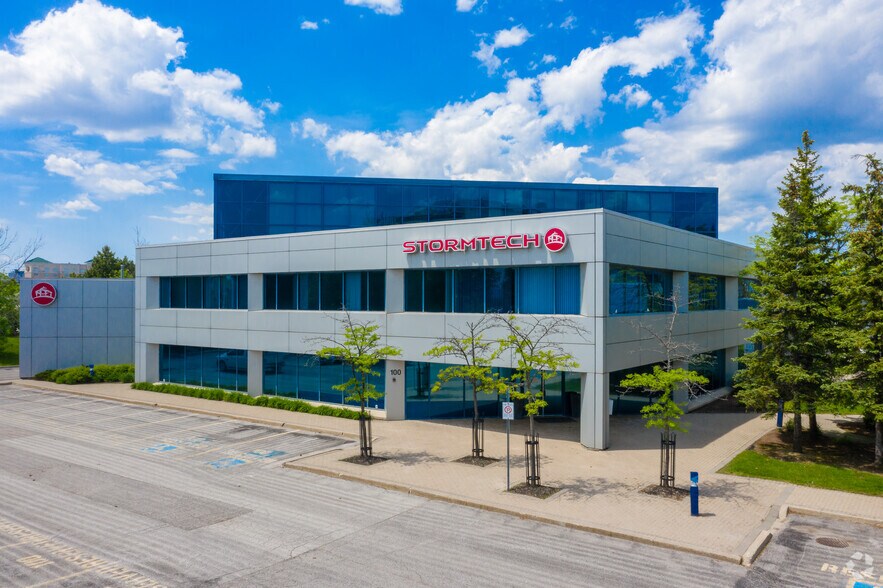 Primary Photo Of 100 Commerce Valley Dr E, Markham Office For Lease
