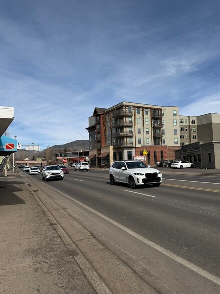 More Photos Of 103 S Milton Rd, Flagstaff General Retail For Lease