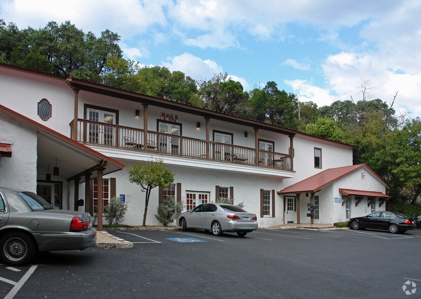 More Photos Of 3010 Bee Caves Rd, Rollingwood Medical For Lease