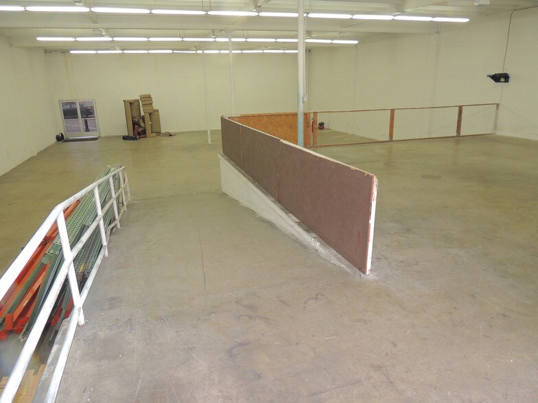 More Photos Of 706 A Ave, National City Freestanding For Lease
