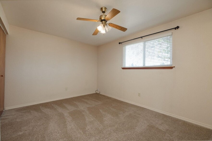 More Photos Of 61683 Daly Estates Dr, Bend Multifamily For Sale