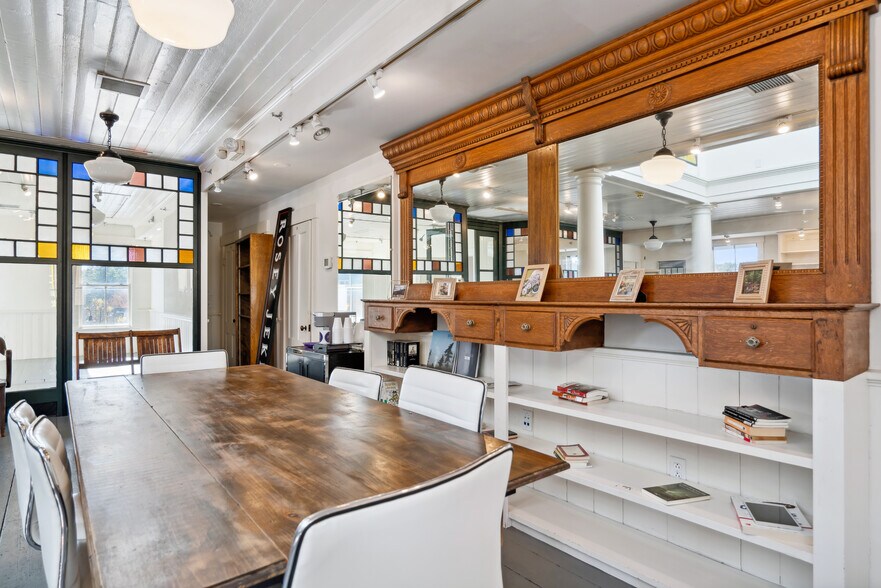 More Photos Of 15 Lebanon St, Hanover Freestanding For Sale