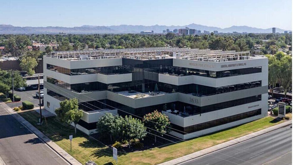 More Photos Of 2633 E Indian School Rd, Phoenix Office For Lease