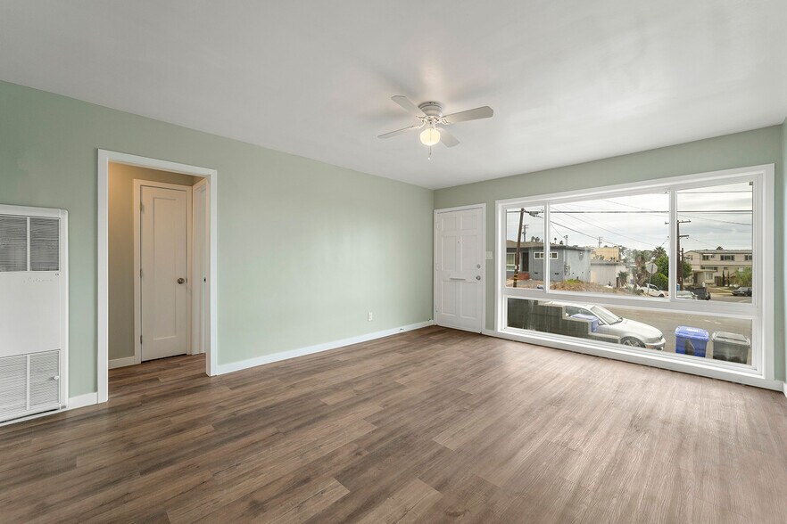 More Photos Of 4924-4926 Iroquois Ave, San Diego Specialty For Sale