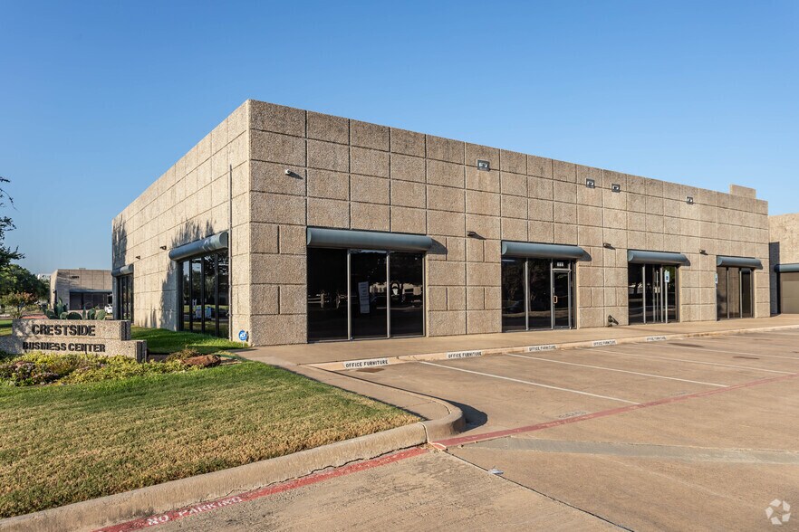 More Photos Of 1203 Crestside Dr, Coppell Light Manufacturing For Lease