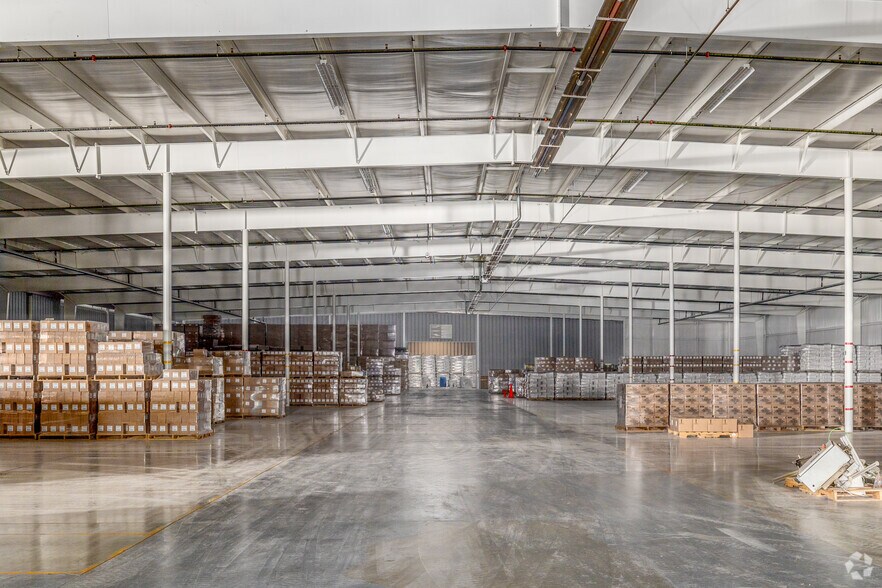 More Photos Of 2000 Ashley Rd, Morris Manufacturing For Lease