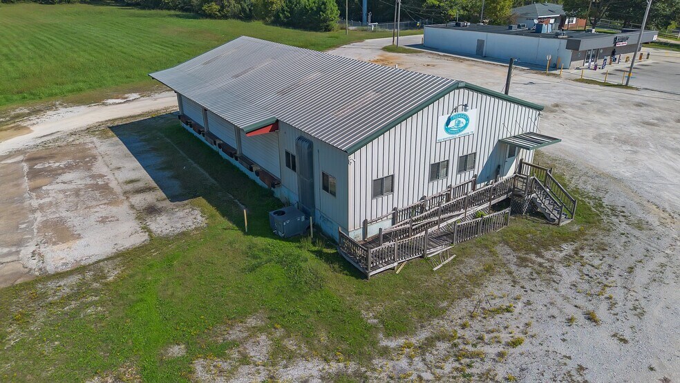 More Photos Of 823 Whitehall St, Jackson Warehouse For Sale