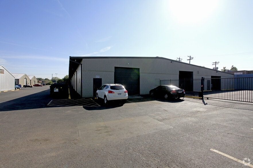 More Photos Of 6350-6374 Alder Dr, Houston Warehouse For Lease