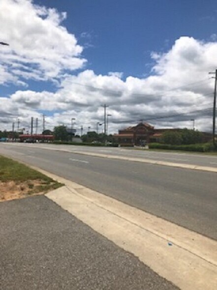 More Photos Of 1710 Freeway Dr, Reidsville Land For Sale