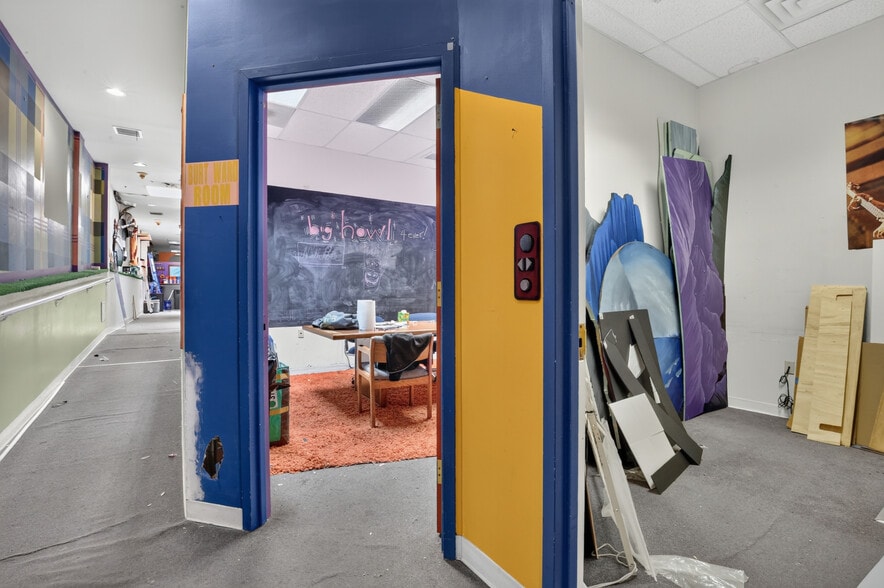 More Photos Of 1118 E Columbia Ave, Philadelphia Office For Lease