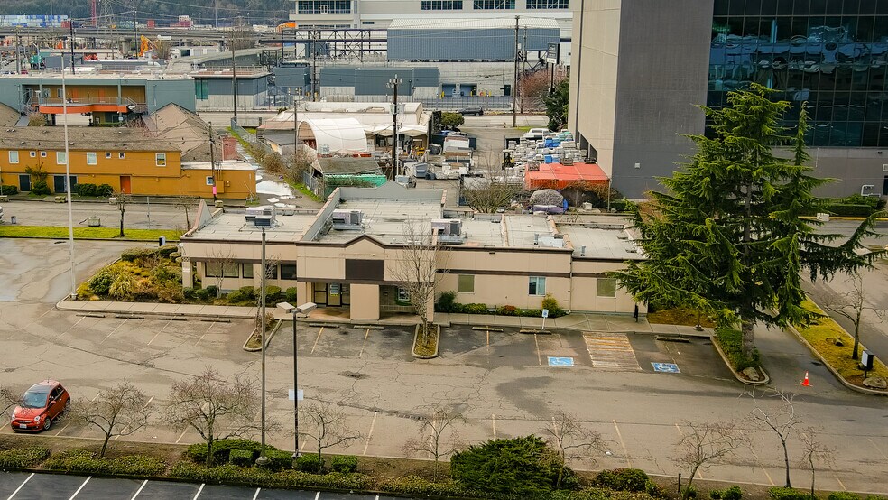 More Photos Of 500 S Michigan St, Seattle Bank For Lease