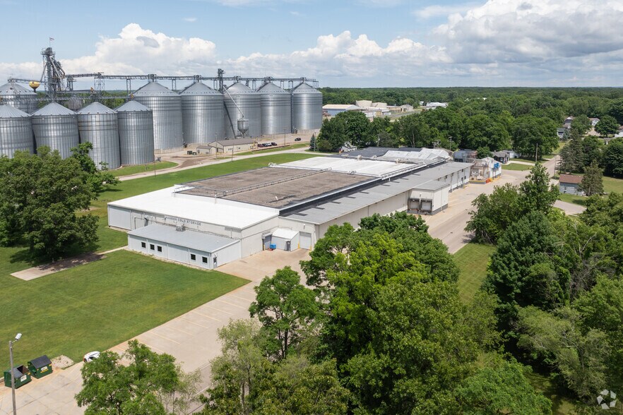 More Photos Of 101 W Bronson St, Decatur Refrigeration Cold Storage For Sale