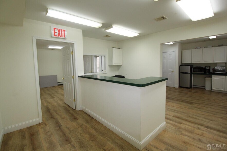 More Photos Of 637 Georges Rd, New Brunswick Medical For Sale