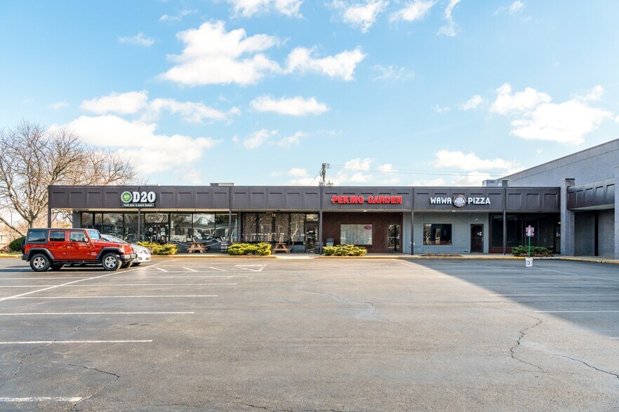 More Photos Of 5513-5567 Bigger Rd, Kettering Storefront For Sale
