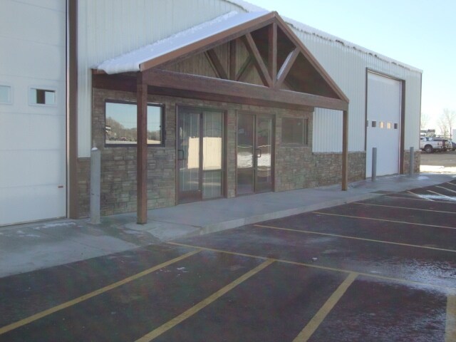 More Photos Of 3088 Gabel Rd, Billings Flex For Sale