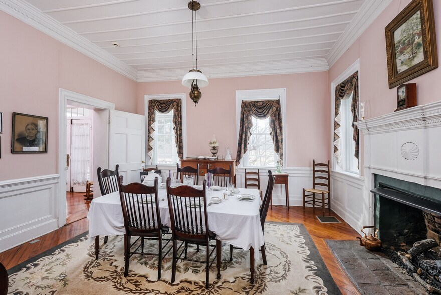 More Photos Of 163 Old Buncombe Rd, Union Specialty For Sale