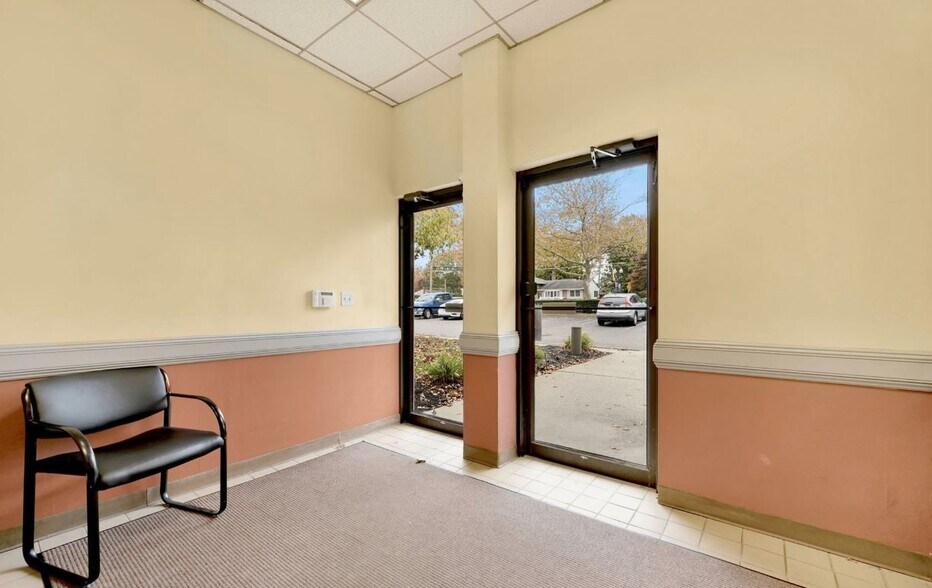 More Photos Of 369 E Main St, East Islip Medical For Sale