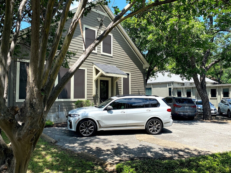 Primary Photo Of 611 W 14th St, Austin Office For Lease