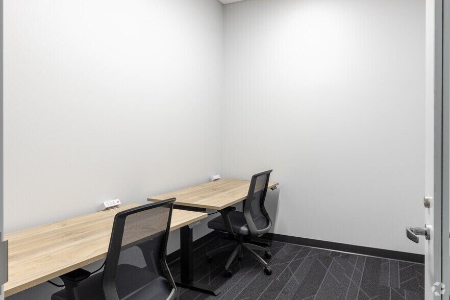 More Photos Of 333 S Garland Ave, Orlando Office For Lease