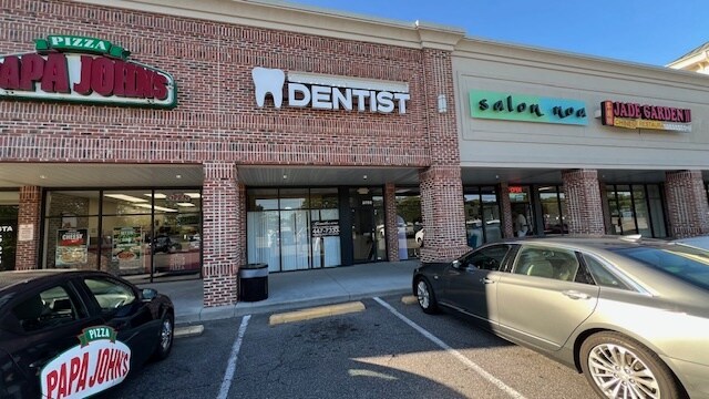 More Photos Of 3750 Virginia Beach Blvd, Virginia Beach General Retail For Lease