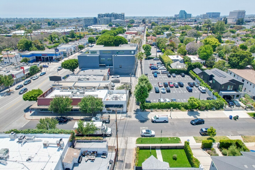 More Photos Of 10931 W Pico Blvd, Los Angeles Storefront Retail Office For Sale