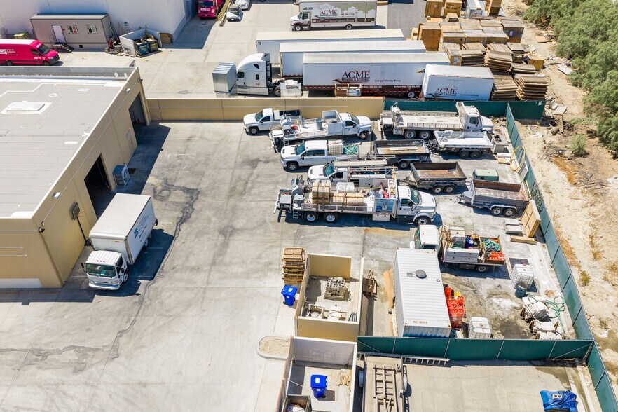 More Photos Of 77570 Enfield Ln, Palm Desert Warehouse For Sale