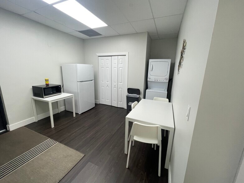 More Photos Of 681 NW 108th St, Miami General Retail For Sale
