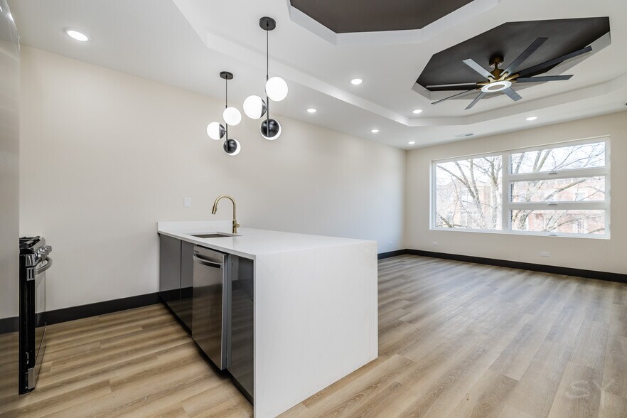 More Photos Of 5637 Prairie ave, Chicago Multifamily For Sale