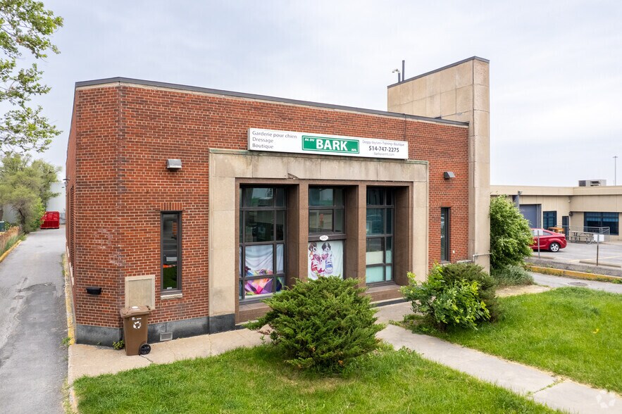 Primary Photo Of 5385 Ch De La Côte-De-Liesse, Saint-Laurent Service For Sale