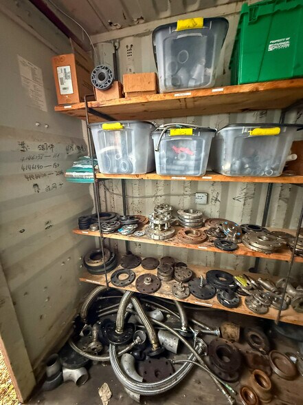 More Photos Of 5640 44th Ave S, Clinton Industrial For Sale