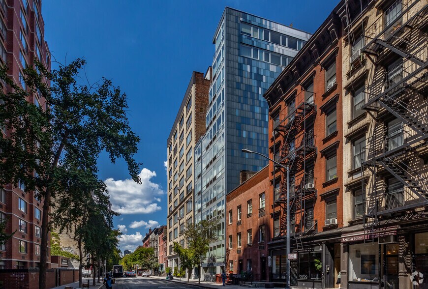 More Photos Of 251 W 19th St, New York Apartments For Sale