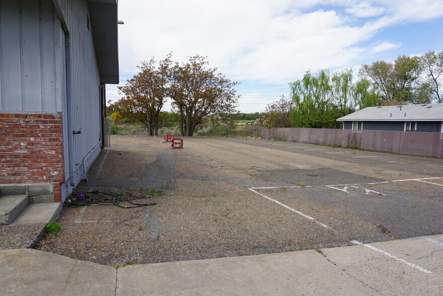 More Photos Of 1500 Grant Ave, Prosser Specialty For Sale