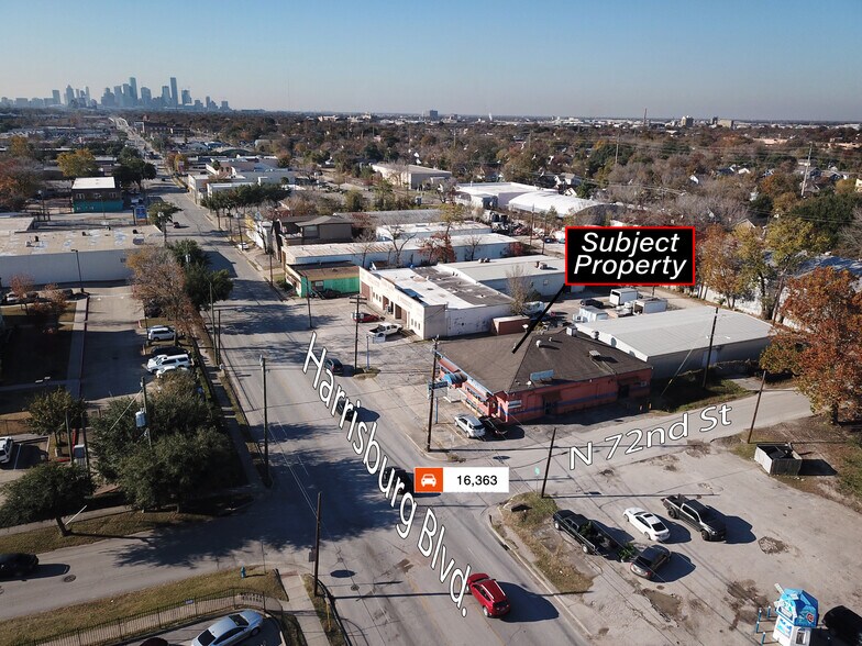 More Photos Of 7147 Harrisburg Blvd, Houston Restaurant For Sale