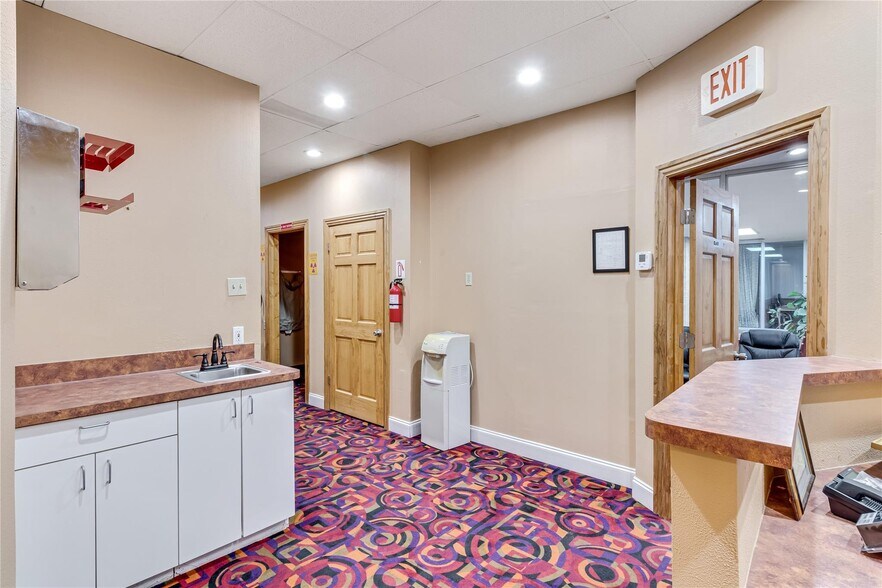 More Photos Of 4725 Gus Thomasson Rd, Mesquite Medical For Sale