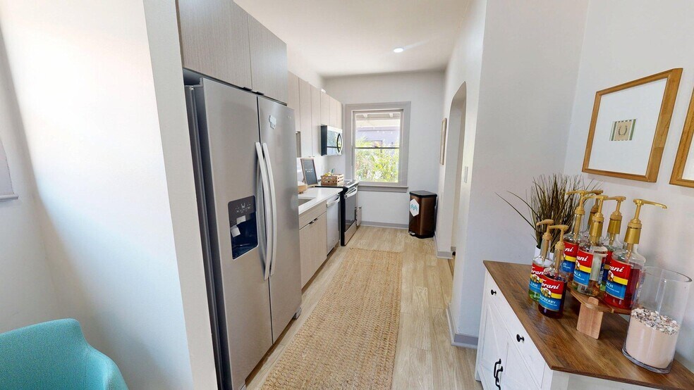 More Photos Of 944 S Mill Ave, Tempe Freestanding For Lease