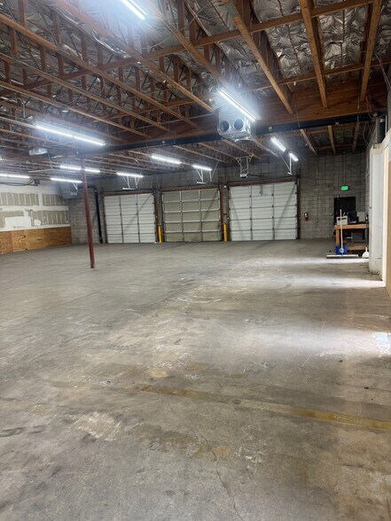 More Photos Of 4980 W Amelia Earhart, Salt Lake City Light Manufacturing For Lease