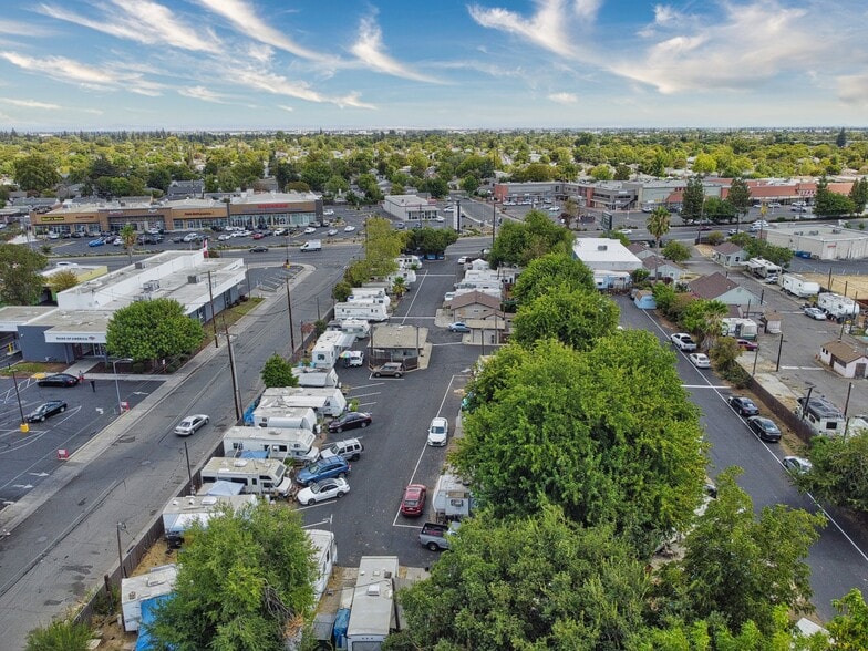 More Photos Of 5800 Stockton Blvd, Sacramento Manufactured Housing Mobile Home Park For Sale
