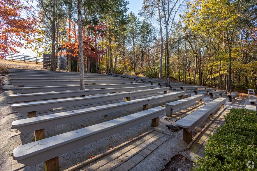 More Photos Of 9133 Hunter Valley Ln, Knoxville Sports And Entertainment For Sale