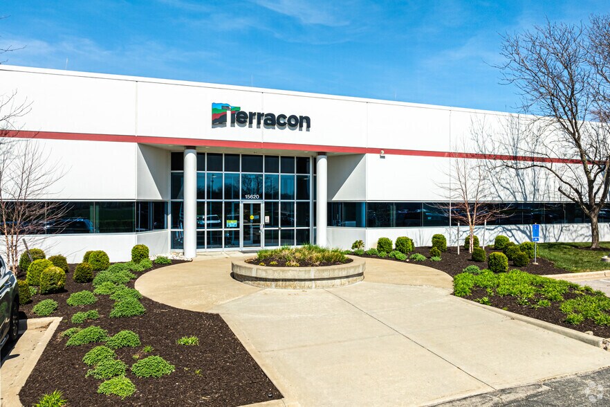 More Photos Of 16025 W 113th St, Lenexa Unknown For Lease