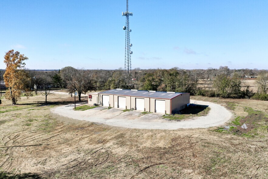 More Photos Of 9360 Osr, Midway Specialty For Lease