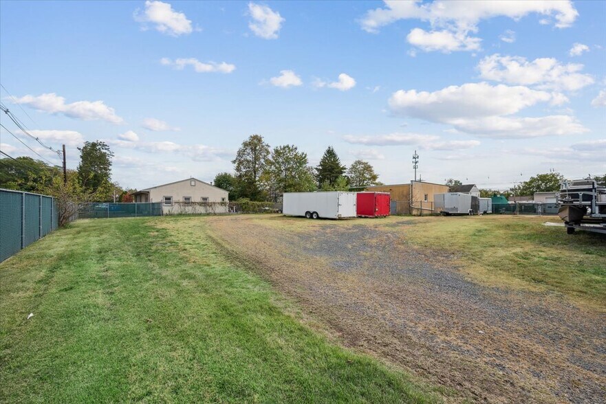 More Photos Of 145 11th St, Piscataway Industrial For Sale