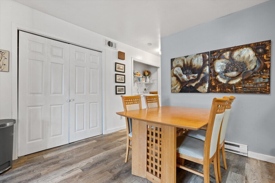 More Photos Of 643 Meadow Ln, Burlington Apartments For Sale
