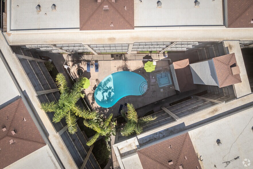 More Photos Of 1666 Da Vinci Ct, Davis Apartments For Sale