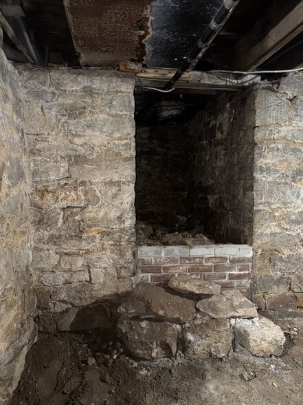 More Photos Of 204 W Main St, Belleville Office Residential For Sale